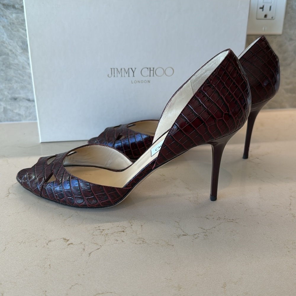 Jimmy Choo Faux Snake D’Orsay Heels, Bordeaux, 38.5. - Picture 6 of 6